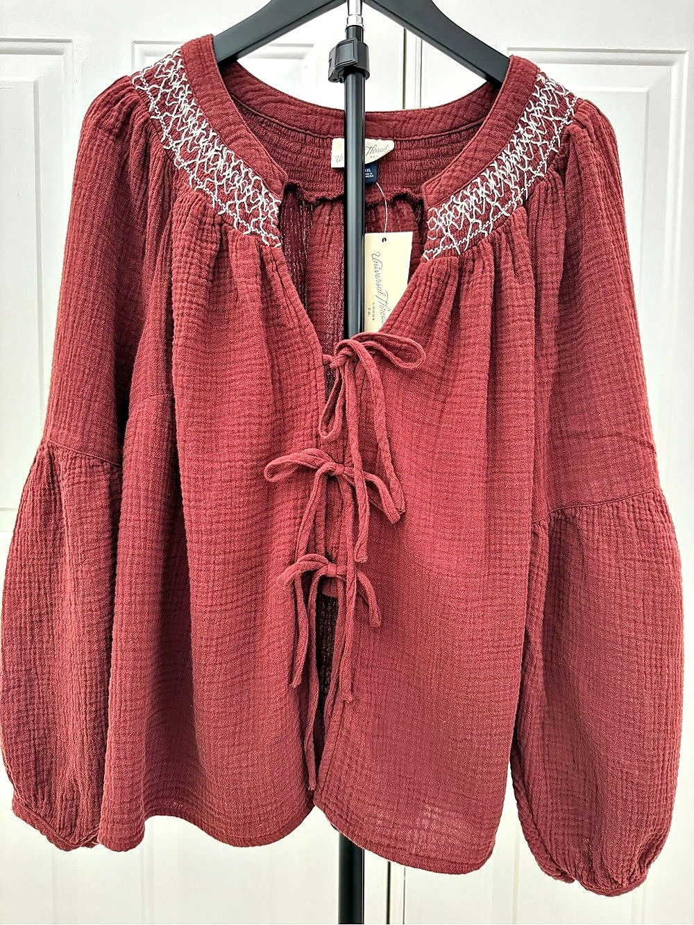 Universal Thread Long-Sleeve Gauze Tie-Front Blouse Red XXL